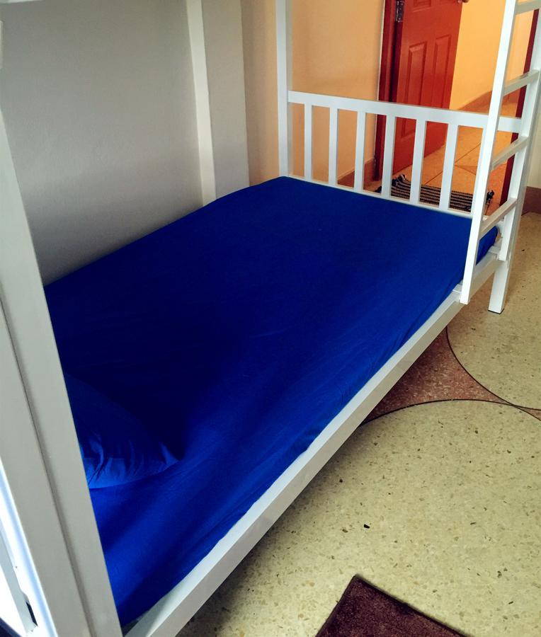 Small Elephant Hostel Bangkok Zewnętrze zdjęcie