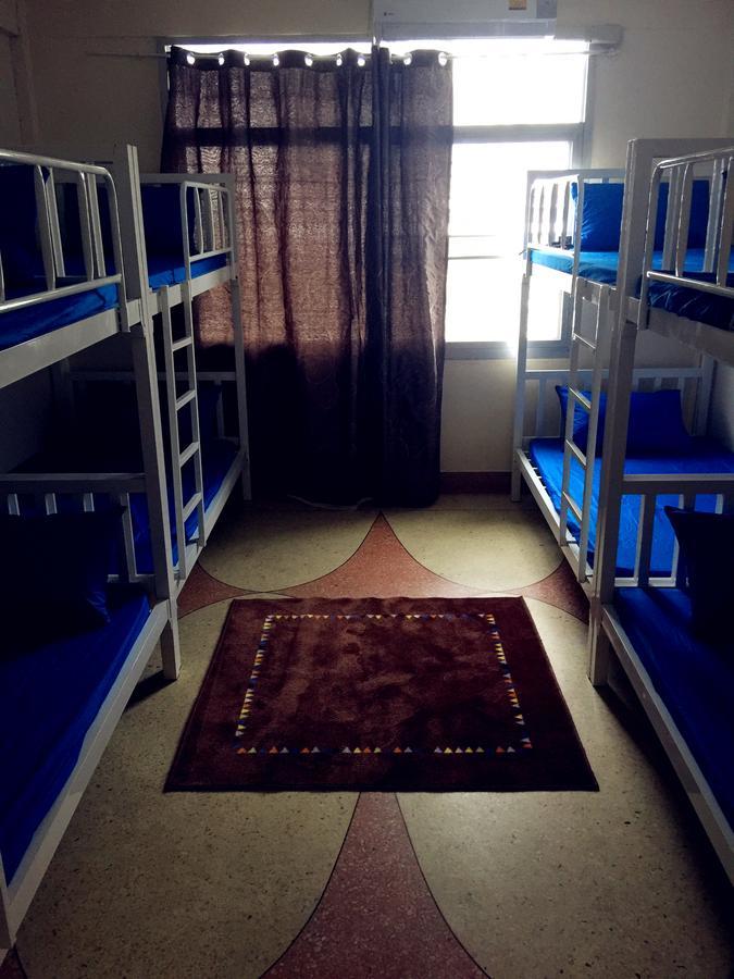 Small Elephant Hostel Bangkok Zewnętrze zdjęcie